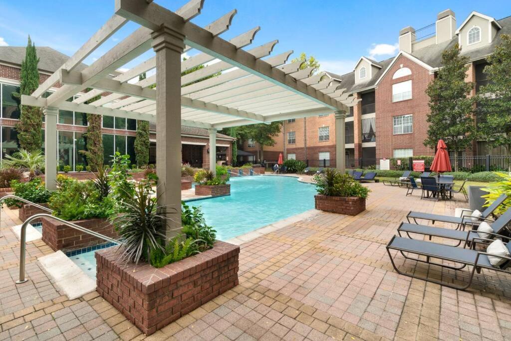 Ferienwohnung Uptown Escape - Modern, 1Bd Apt Near The Galleria Houston Exterior foto