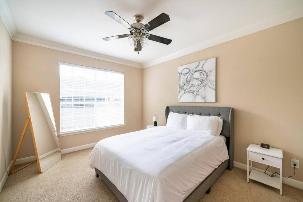 Ferienwohnung Uptown Escape - Modern, 1Bd Apt Near The Galleria Houston Exterior foto